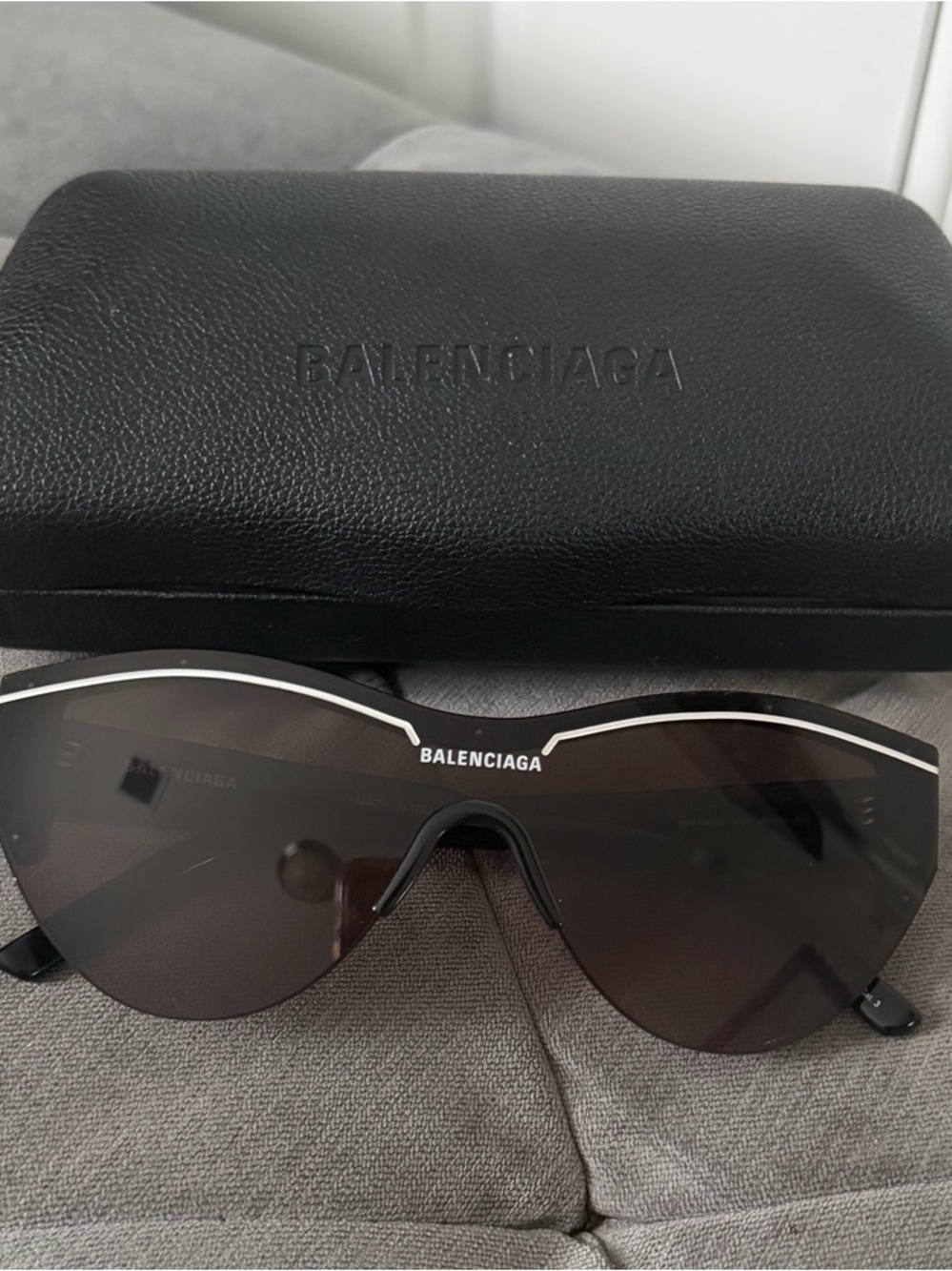 Balenciaga Black Shield Sunglasses with Subtle Silver Trim - Picture 9 of 9